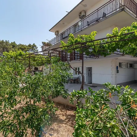 Apartament Nedjeljko *